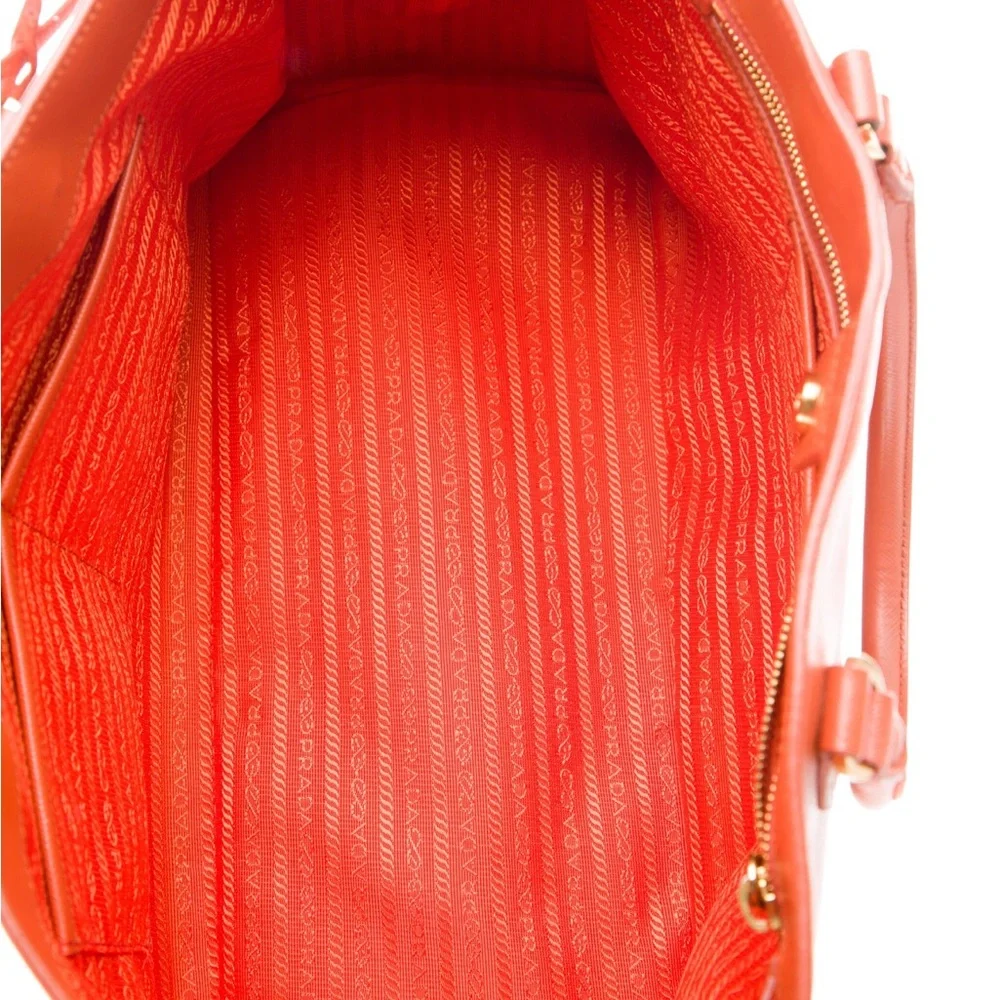 Prada large Saffiano Lux tote - Picture 5 of 8